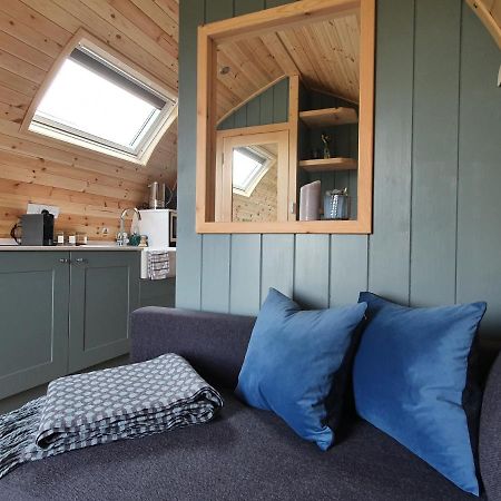 Odli Glamping - Luxury Glamping Pod Villa Welshpool Buitenkant foto